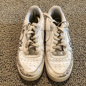 Nike Air Force 1 with Hand Painted Design Size 4Y in GUC